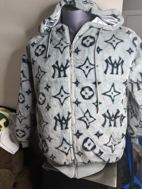 Watson Faux Fur Monogram NY Hooded Jacket Coat Gray Black Size Medium NWT